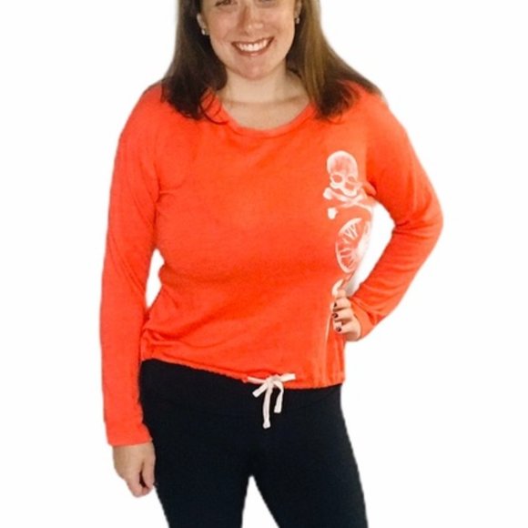 Soulcycle Skull Cross Bones Drawstring Sweatshirt - Picture 9 of 10